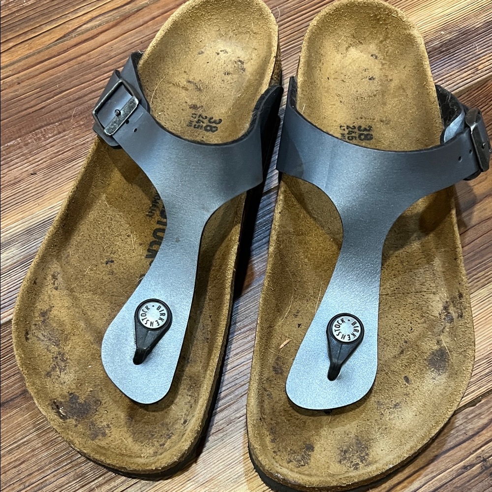 Birkenstock Gizeh. Size 38. Pearl blue color. Very good condition
